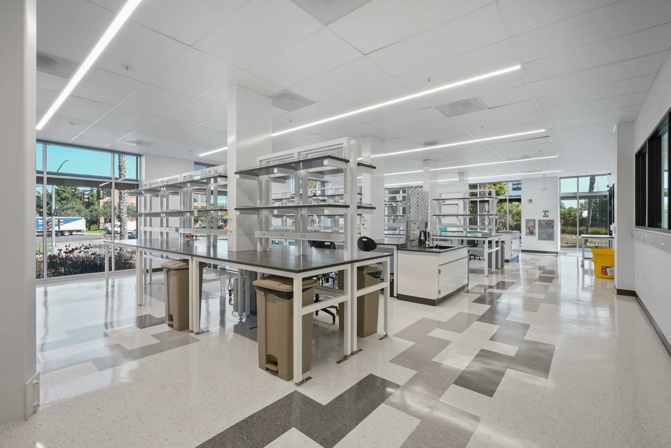 Lab bay in Suite 150 at 4475 Executive Drive, San Diego, with open benching under a glass storefront