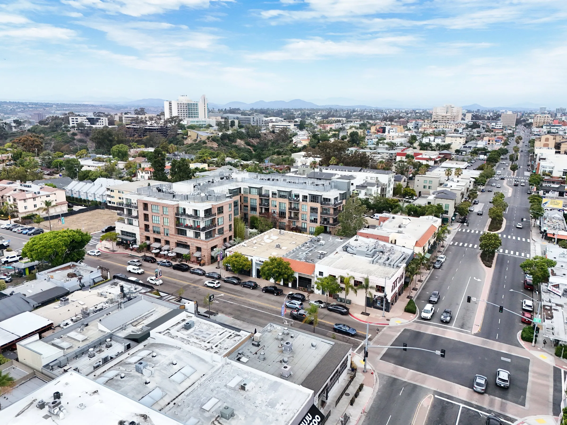 A street corridor in Mission Hills, San Diego, from the air